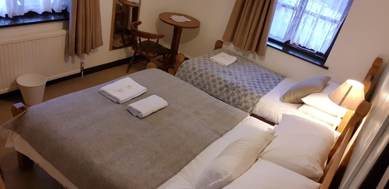 New Gurkha Inn Brecon Zewnętrze zdjęcie